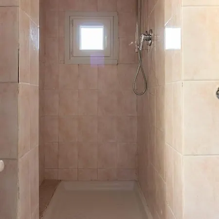 Appartement Debe-a Due Passi Da Stazionefs *